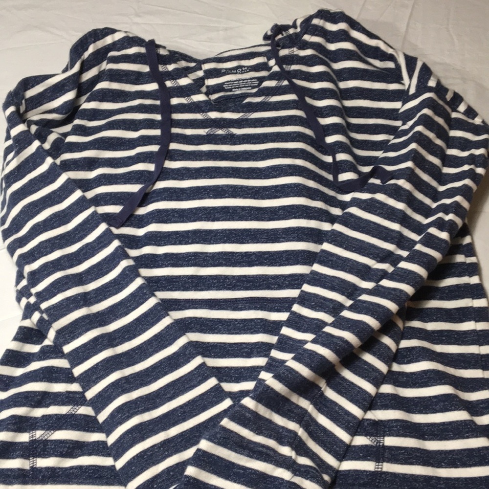 Sweat shirt